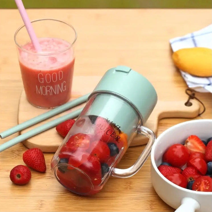 Smoothie Mug Shaped Portable blender With Straw